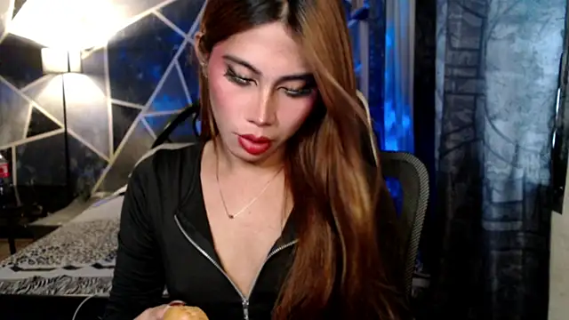 demeterfoxx online show from April 12, 2026, 2:15 am