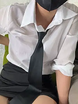 Snapshot of Amee_ chatting on April 14, 2026, 4:12 pm Amee online show from April 14, 2026, 4:12 pm