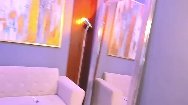 ainhoa charris online show from April 13, 2026, 11:25 am