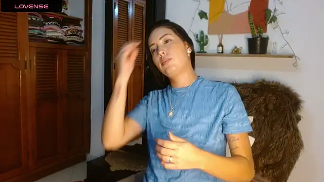 Snapshot of ivanna_dl chatting on May 23, 2026, 1:04 am ivanna dl online show from May 23, 2026, 1:04 am
