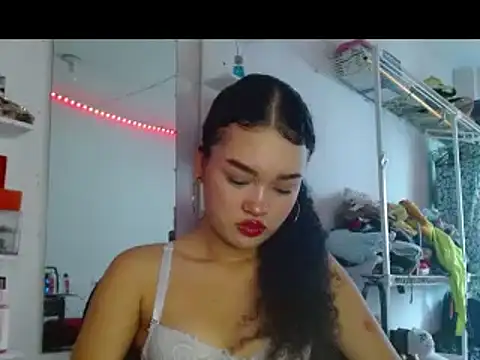 Snapshot of angel_lust1 chatting on May 23, 2026, 8:52 pm angel lust1 online show from May 23, 2026, 8:52 pm