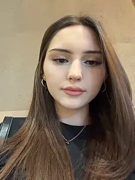Snapshot of AnitaFly chatting on May 19, 2026, 1:18 pm AnitaFly online show from May 19, 2026, 1:18 pm
