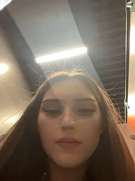 AnitaFly online show from April 17, 2026, 1:03 pm