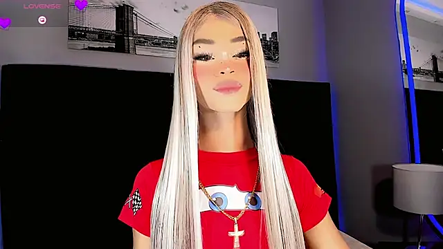 Kornylovee online show from July 13, 2026, 9:58 pm