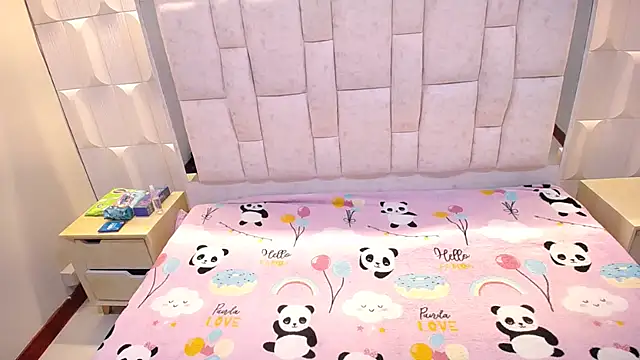 saraloaizacl202 online show from April 6, 2026, 7:48 pm