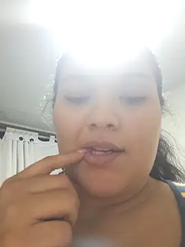 madison abril online show from April 14, 2026, 11:43 pm