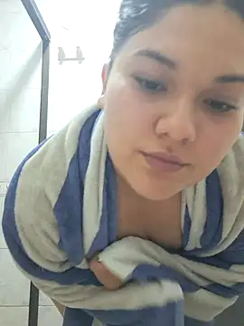 madison abril online show from April 13, 2026, 3:43 am