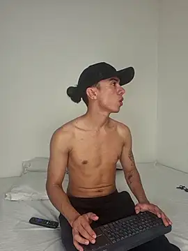 Stiven yb online show from April 2, 2026, 6:09 am