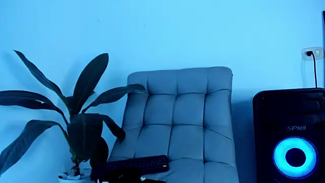 Snapshot of DakotaStills_ chatting on March 30, 2026, 2:18 pm DakotaStills online show from March 30, 2026, 2:18 pm