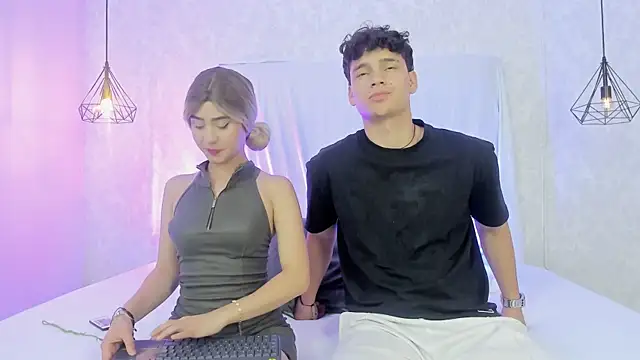 MeilyMuse Maximus online show from March 28, 2026, 8:10 pm