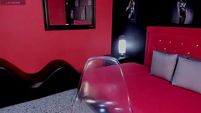 Henrikvermillion online show from April 15, 2026, 3:23 am