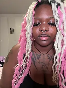 Nyla xox online show from April 2, 2026, 9:54 pm