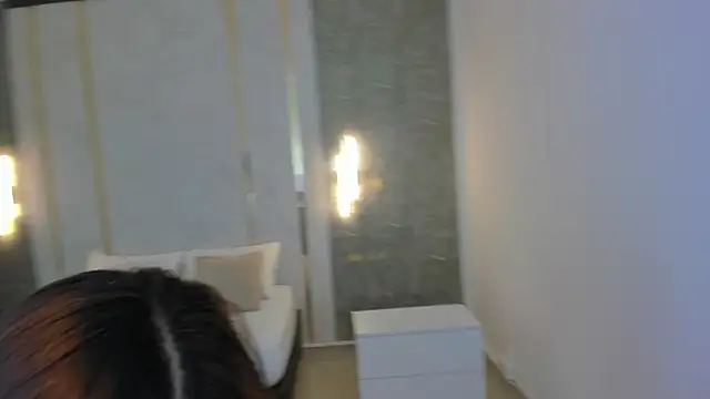 alana dantes  online show from April 16, 2026, 7:36 pm