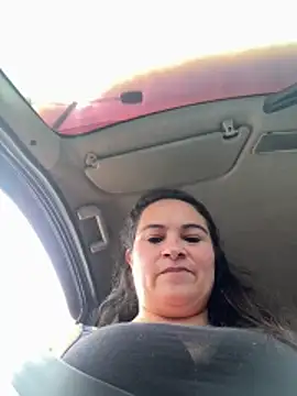 kyra sol online show from April 3, 2026, 5:52 pm