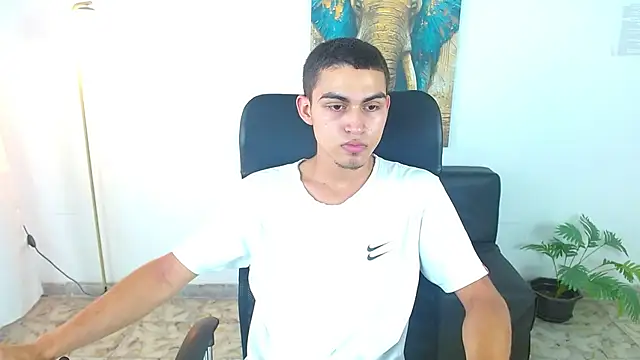 lucass 18 online show from March 31, 2026, 8:22 pm