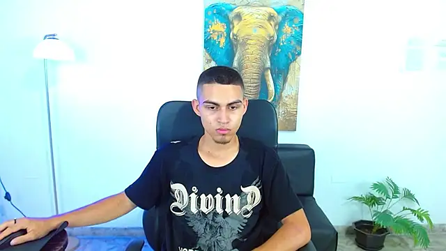 lucass 18 online show from April 8, 2026, 8:21 pm