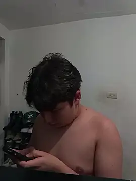 upssamuuu online show from April 16, 2026, 1:39 am