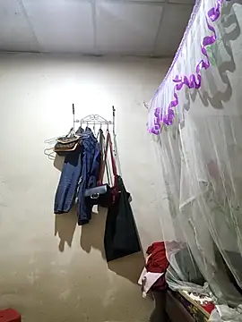 he-se-kin online show from April 9, 2026, 12:45 am