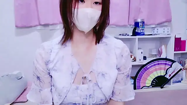 Iroha 1110 online show from April 28, 2026, 10:08 am