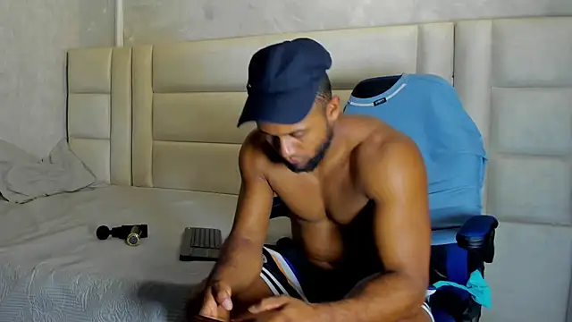 Dark lennox online show from April 8, 2026, 12:45 am