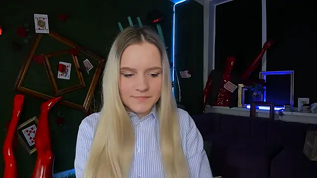 Snapshot of SherriButlers chatting on April 11, 2026, 9:13 am SherriButlers online show from April 11, 2026, 9:13 am