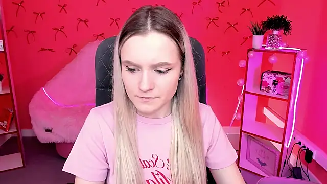 Snapshot of SherriButlers chatting on March 31, 2026, 9:22 am SherriButlers online show from March 31, 2026, 9:22 am