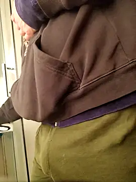 Luca Sweet online show from March 27, 2026, 6:31 pm