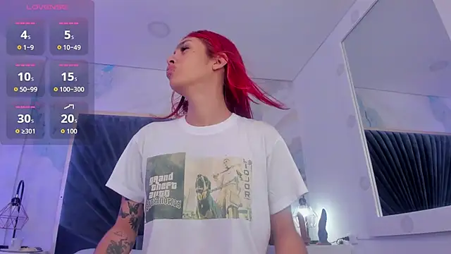 Derieri Blush online show from April 12, 2026, 2:31 pm