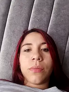 Snapshot of Dayan_White chatting on April 3, 2026, 4:02 pm Dayan White online show from April 3, 2026, 4:02 pm