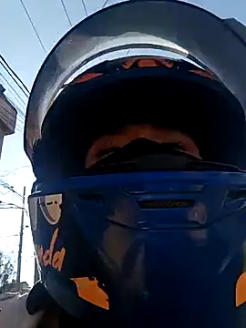 Snapshot of Dayan_White chatting on April 12, 2026, 9:18 pm Dayan White online show from April 12, 2026, 9:18 pm