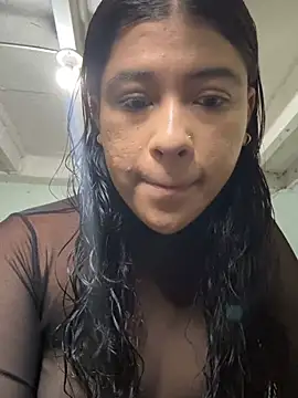 IvyRousex online show from April 6, 2026, 9:27 pm