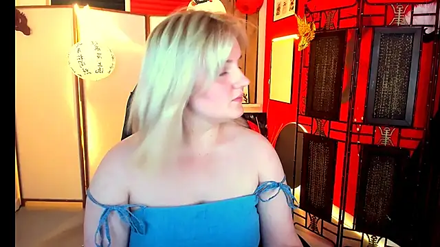Snapshot of KathyBriggs chatting on June 15, 2026, 9:31 am KathyBriggs online show from June 15, 2026, 9:31 am