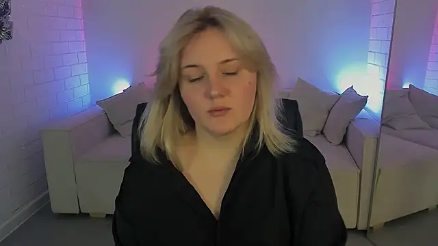 KathyBriggs online show from April 2, 2026, 5:25 am