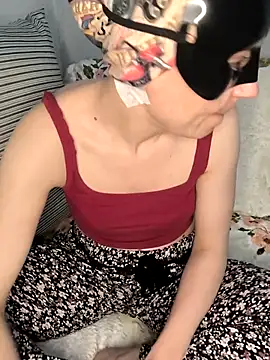 Snapshot of Pisicik_2 chatting on April 15, 2026, 4:55 pm Pisicik 2 online show from April 15, 2026, 4:55 pm