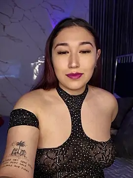 Sarah Bloom online show from April 13, 2026, 7:29 pm