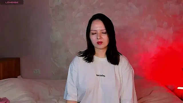 miss teasee online show from April 19, 2026, 10:16 am