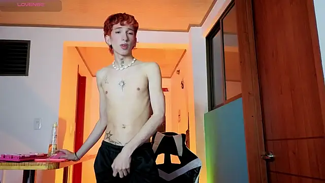 Nathan twink online show from April 8, 2026, 8:05 am