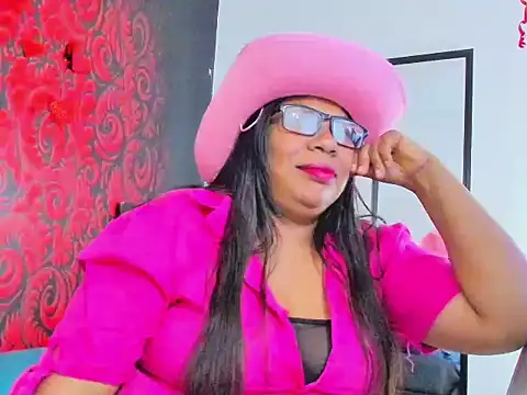 saphira muse online show from April 12, 2026, 3:54 am