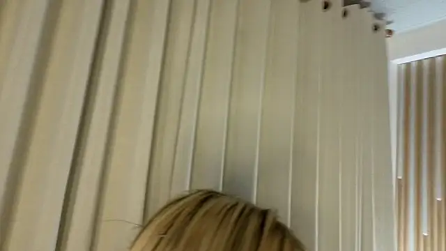 Snapshot of shalomm_ chatting on April 8, 2026, 3:41 am shalomm online show from April 8, 2026, 3:41 am