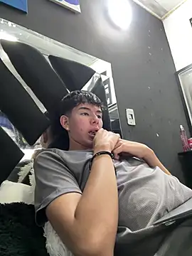 Snapshot of CAROLYNFOSTER chatting on April 10, 2026, 12:39 am CAROLYNFOSTER online show from April 10, 2026, 12:39 am