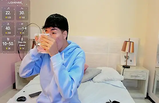 Snapshot of CAROLYNFOSTER chatting on April 16, 2026, 10:38 am CAROLYNFOSTER online show from April 16, 2026, 10:38 am