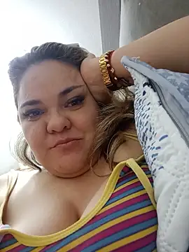 Snapshot of Natashablade__ chatting on May 28, 2026, 12:51 am Natashablade online show from May 28, 2026, 12:51 am