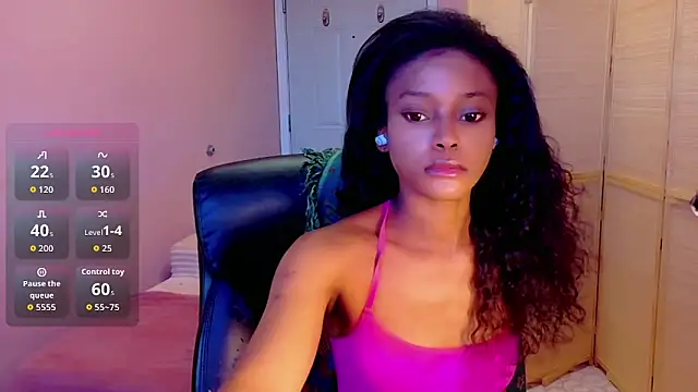 Snapshot of Amber_Fae chatting on May 22, 2026, 2:42 am Amber Fae online show from May 22, 2026, 2:42 am
