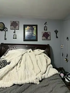 sweetkacibaby online show from April 9, 2026, 8:48 pm