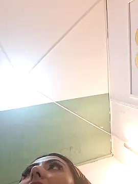 chanelhot65 online show from April 4, 2026, 5:25 am