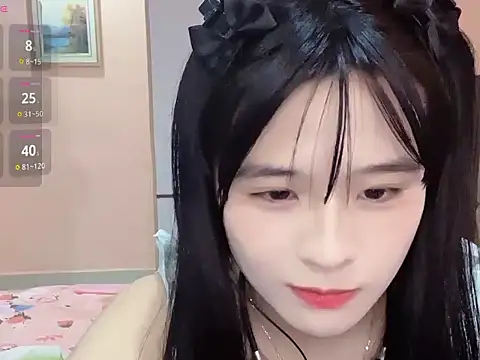 yuaoyuao online show from April 13, 2026, 3:49 pm