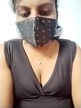 honeyflowerr online show from April 4, 2026, 10:22 am