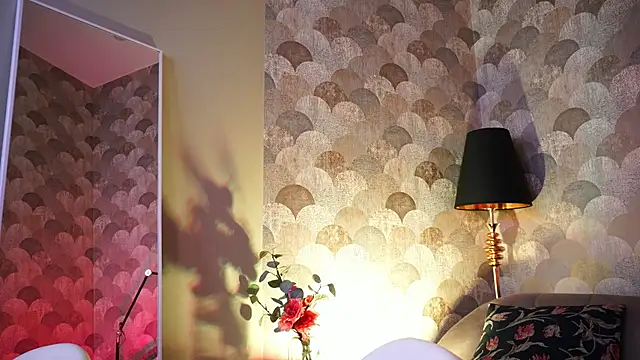 Frantease online show from April 17, 2026, 5:32 am