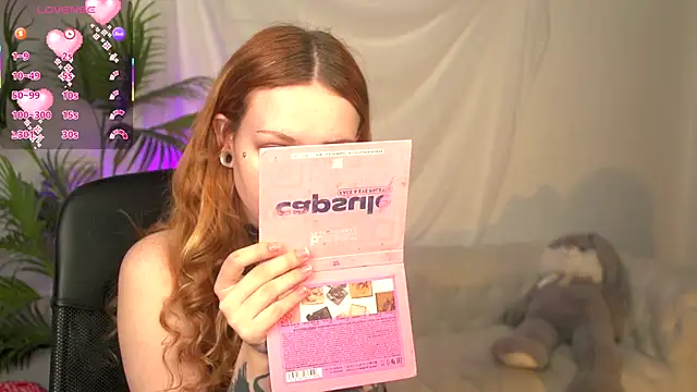 zoeforrd online show from April 15, 2026, 5:02 am