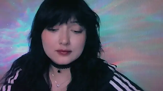 Katarina Fox  online show from April 2, 2026, 5:08 pm